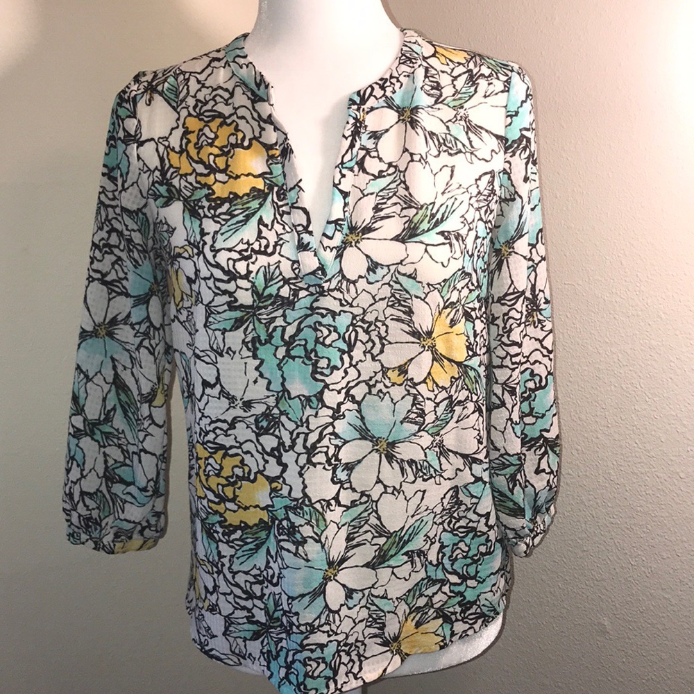 THE LIMITED 3/4 Sleeve Floral Blouse